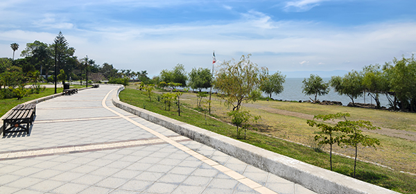 10-Tips-for-Living-in-Lake-Chapala,-Mexico